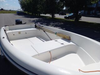 Bella 444F + Mercury 15 hj 4T
