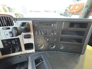 Scania P320 4x2 235kW