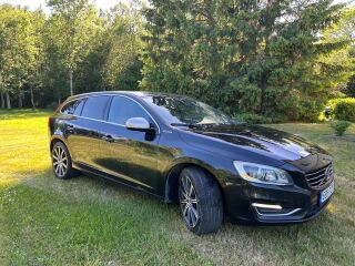 Volvo V60 Plug in Hybrid 2.4 158kW