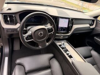 Volvo XC60 AWD B4 Inscription Facelift 2.0 kerghübriid 145kW