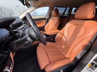BMW 530 e xDrive Touring Luxury Line 2.0 215kW