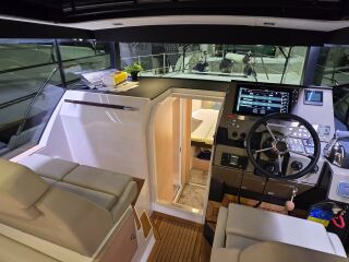 Aquador 35 AQ 3.0 V6 2 x Mercury Diesel 270  Bravo 3X 2kW
