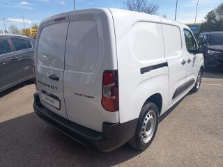 Peugeot Partner L2 2.4t BlueHDi 130 1.5 96kW