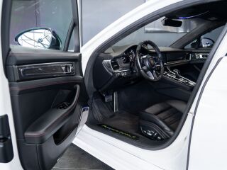 Porsche Panamera Turbo S E-Hybrid 4.0 V8 500kW