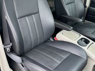 Lancia Voyager Platinum Stow&Go 2.8 CRD 131kW
