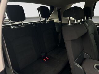 Volkswagen Tiguan Allspace 4Motion R-Line 7 2.0 TDI 140кВ