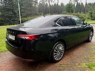 Skoda Superb Laurin&Klement 2.0 110кВ