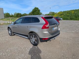 Volvo XC60 AWD SUMMUM XENIUM INTELLI SAFE PRO 2.4 158kW