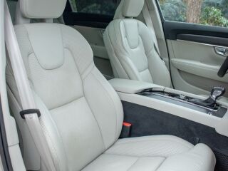 Volvo V90 Cross Country PRO Intelli Safe PRO Xenium Wntr 2.0 T6 AWD 235кВ