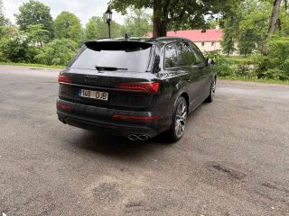 Audi SQ7 4.0 320кВ