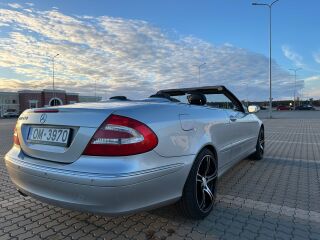 Mercedes-Benz 240 2.6 W6 125кВ