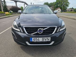 Volvo XC60 Summum 2.4 158kW