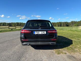 Mercedes-Benz E 300 2.0 143kW