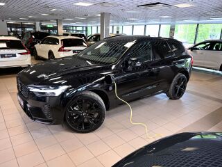 Volvo XC60 AWD T6 H&K BLACK EDITION XENIUM INTELLI PRO 2.0 T6 Plug-in LONG RANGE 293kW