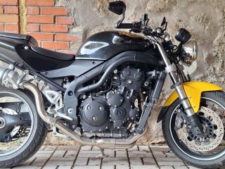 Triumph Speed Triple 955i SE R3 88kW