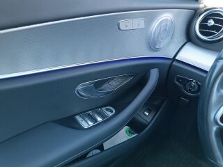 Mercedes-Benz E 300 de T AVANTGARDE 2.0 143kW