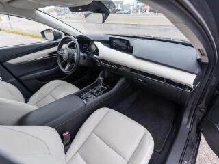 Mazda 3 Skyactive-X Luxury 2.0 132kW