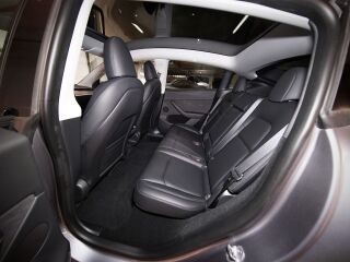 Tesla Model Y Long Range Dual Motor AWD 378кВ