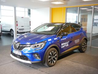 Renault Captur TECHNO 1.6 E-TECH hybrid 93kW