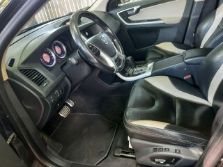 Volvo XC60 R-Dising AWD 2.4 151kW