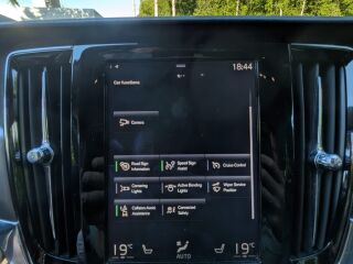 Volvo S90 D5 AWD MOMENTUM 2.0 173kW