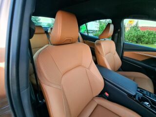 Toyota Camry Executive 2.5 137kW