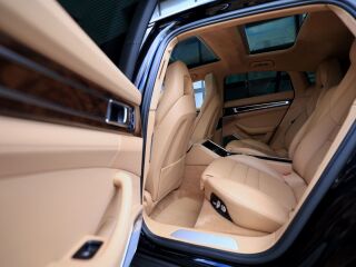 Porsche Panamera Turbo V8 4.0 404kW