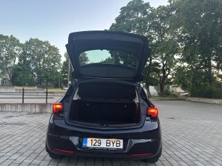 Opel Astra Turbo Excite 1.4 92кВ
