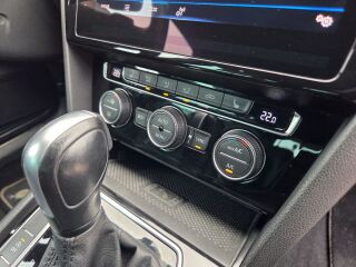 Volkswagen Passat R-Line 1.5 110kW