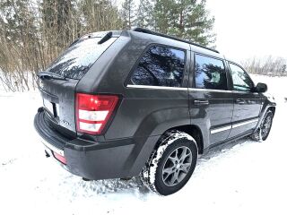 Jeep Grand Cherokee Limited 4.7 V8 170kW