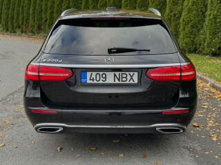 Mercedes-Benz E 220 2.0 R4 143kW
