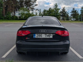 Audi S4 3.0 V6 245кВ