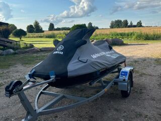 Yamaha WAVERUNNER 1.0 R3 74кВ