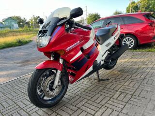 Honda CBR 1000 F R4 72kW