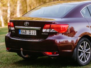 Toyota Avensis 2.0 91кВ