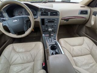 Volvo XC70 2.4 R5 147kW