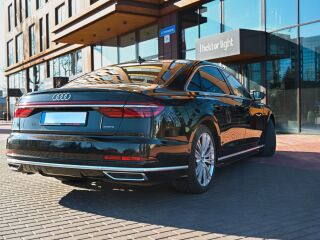 Audi A8 LONG S-Line 3.0 210kW