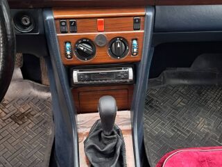 Mercedes-Benz 200 2.0 55kW
