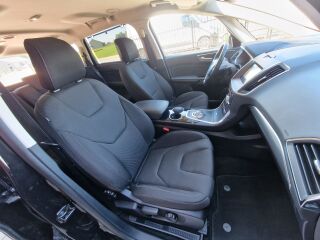 Ford S-MAX FACELIFT TITANIUM 7K LED 2.0 R4 110kW