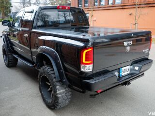 Dodge RAM 1500 LARAMIE 5.7 V8 HEMI 257kW