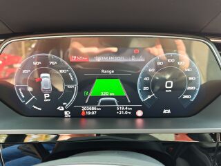 Audi e-tron 55 S-Line