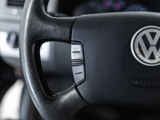Volkswagen Multivan Family Comfort Plus 2.5 96kW