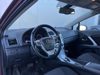 Toyota Avensis Linea Sol 1.8 108кВ
