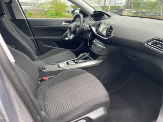 Peugeot 308 Allure 1.5 96kW