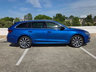 Skoda Octavia Combi Elegance 4x4 2.0 TDI 147kW