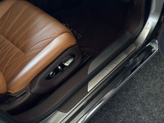 Lexus LS 500h AWD Luxury 3.5 220kW