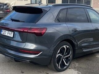 Audi e-tron 55 S-Line 158KW 300kW