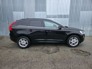 Volvo XC60 Momentum Onyx Black 2.0 D4 140kW