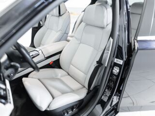 BMW 740 Individual xDrive 3.0 225kW