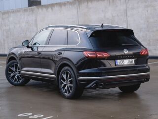 Volkswagen Touareg Highline 4Motion 4.0 V8 310кВ